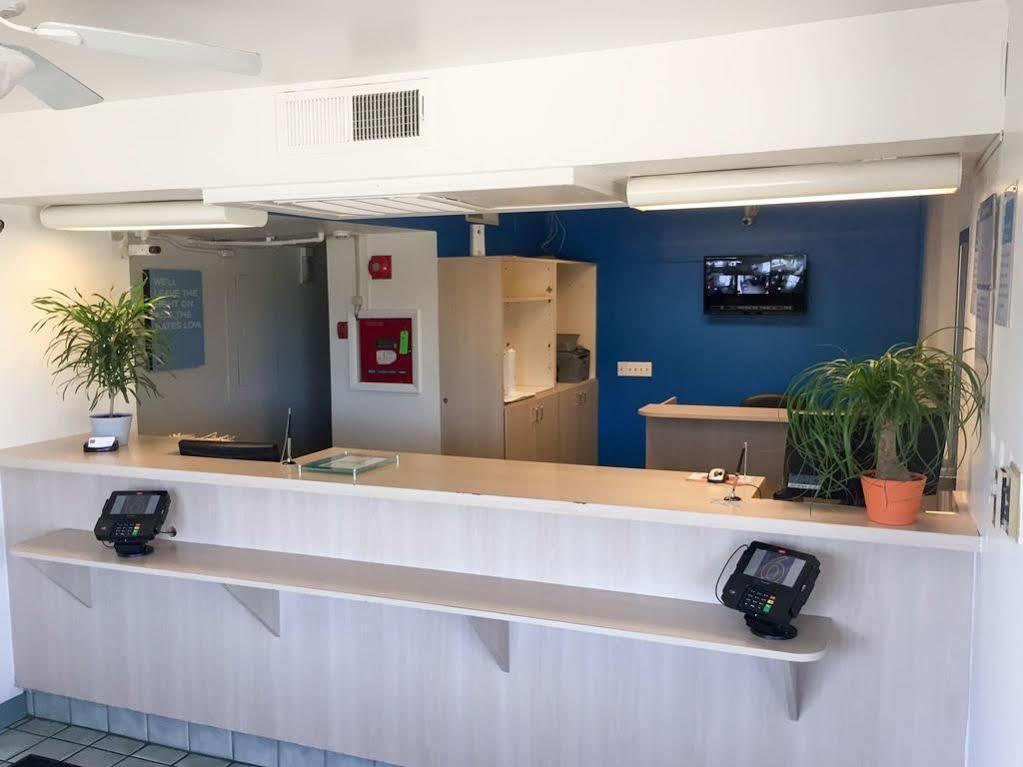 Super 8 By Wyndham Florence Exteriér fotografie